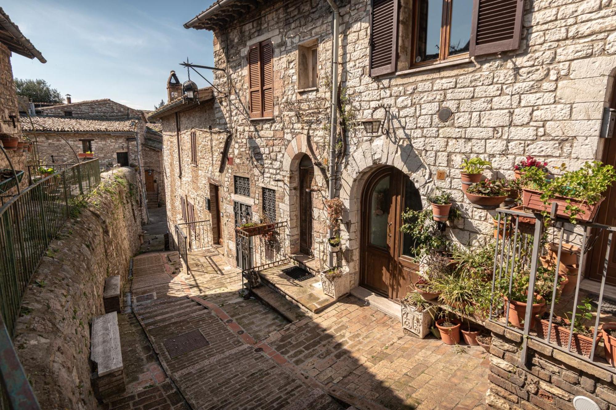 Le Casette Di Franco & Anna Assisi Exterior photo